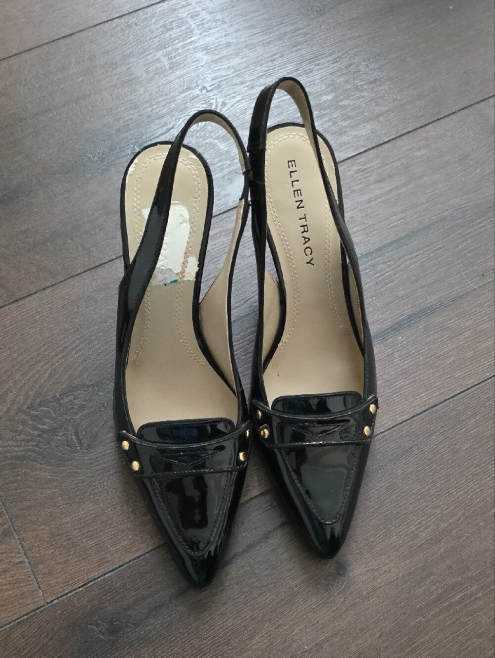 Ellen Tracy Black Patent‎ Slingback Pointed Pumps with Gold Studs - Picture 2 of 7